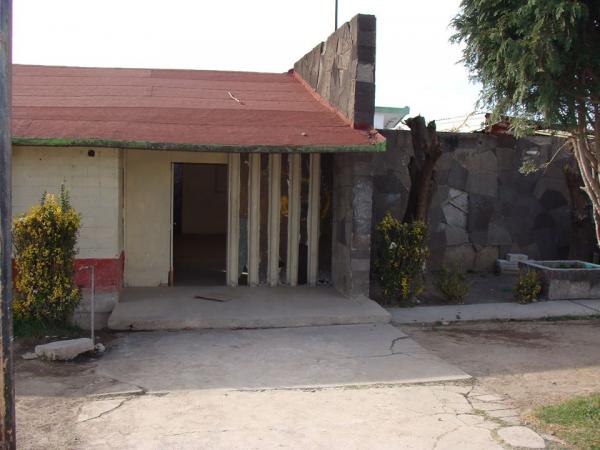 Autoridades y Antorcha pelean por escuela en Xalmimilulco image 2