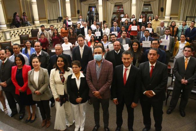 Reconoce Congreso a personal médico del ISSSTEP por su labor durante la pandemia