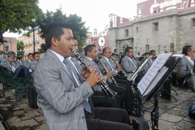 Orquesta Sinfónica celebra a los Papás en el Zócalo de Puebla