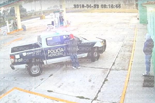 VIDEO: Familia de Tlaxcala y empleado roban gasolinera en Acajete image 3