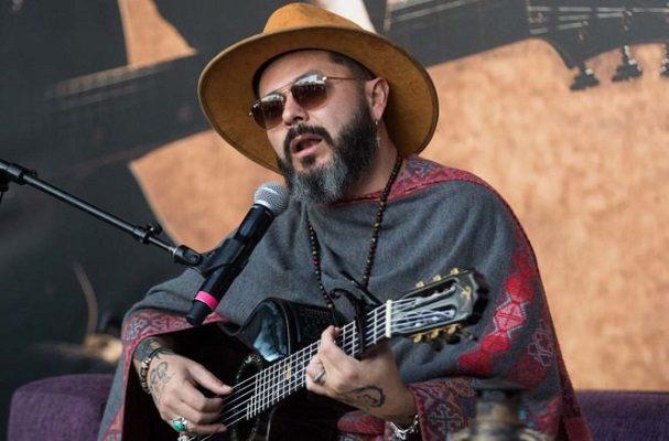 Llega a Puebla el cantante Edgar Oceransky en el Sala Forum