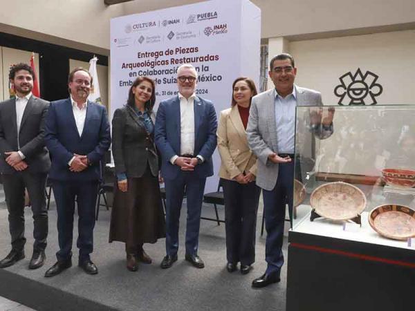 Gobierno de Puebla y Embajada de Suiza restauran piezas arqueológicas
