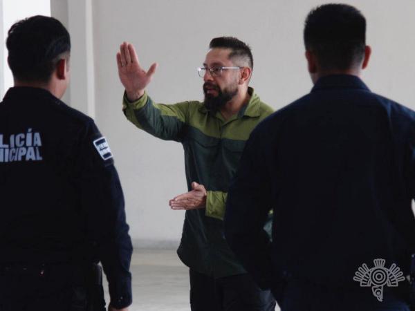 Academia Zaragoza capacita a policías municipales de Puebla
