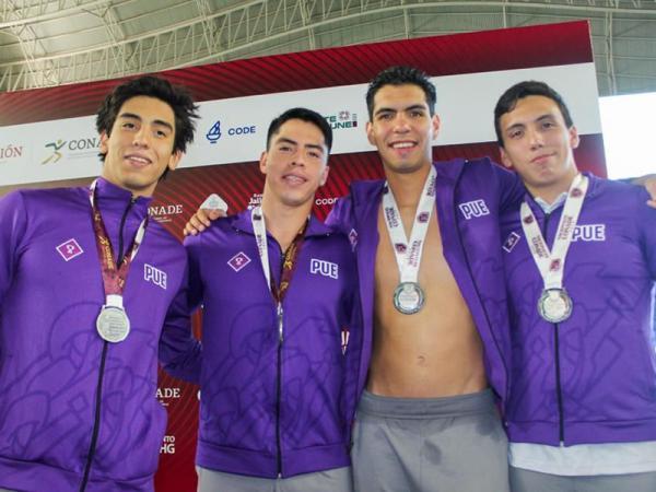 Suma Puebla ocho medallas en natación en los Nacionales CONADE 2023