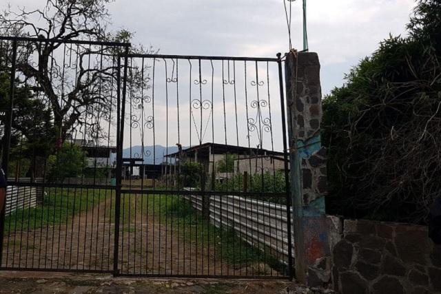 Acusan a supervisor de primaria de estar involucrado en robo de camión