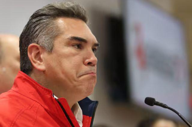 "¿Dónde está AMLO?", cuestiona Alejandro Moreno en entrevista