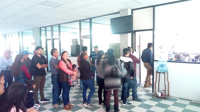 Aspirantes a juntas auxiliares arriban a Texmelucan para tramitar documentos