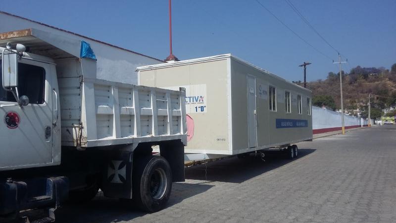 Niños se despiden con nostalgia de aulas móviles en Atlixco