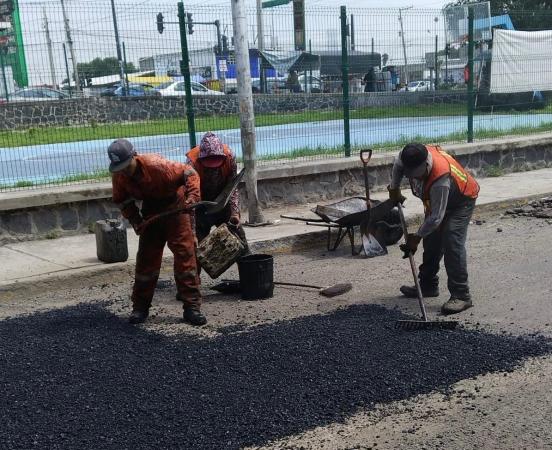 Adquirirá Armenta maquinaria para pavimentar y Chedraui pagará sueldos