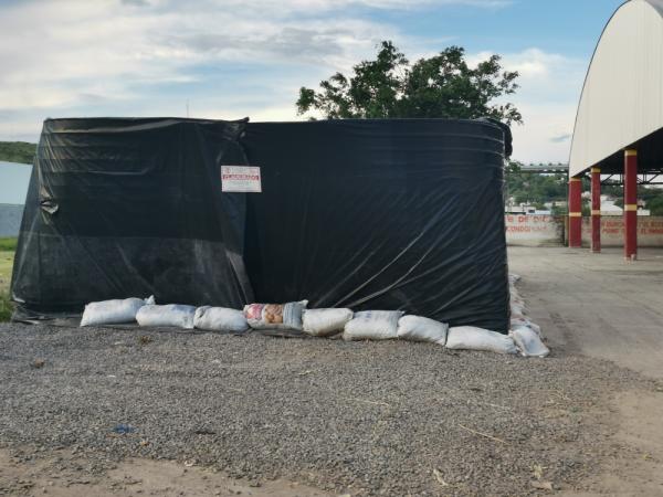 Ayuntamiento clausura obra de la organización 26 de Diciembre en el mercado Revolución