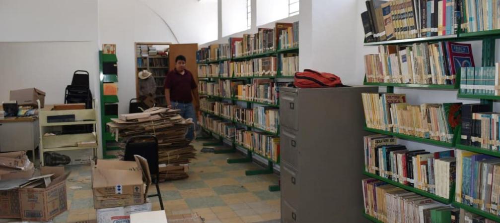 Rehabilitan biblioteca de Chiautla de Tapia