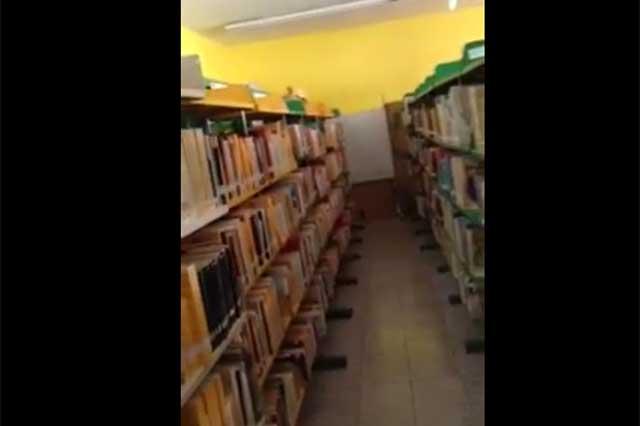 Biblioteca regional de Izúcar en pésimas condiciones