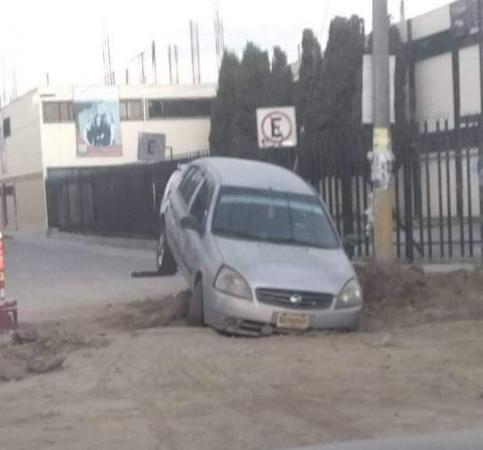 Falta de señalética provoca accidentes en calles de Amozoc