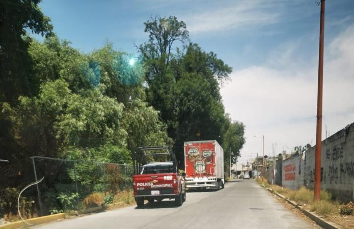 En Texmelucan ubican dos unidades de carga abandonadas