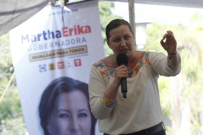 Sólo asistiré al debate organizado por el IEE: Martha Erika