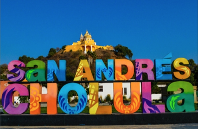 Concretan hermanamiento San Andrés Cholula y Coscomatepec