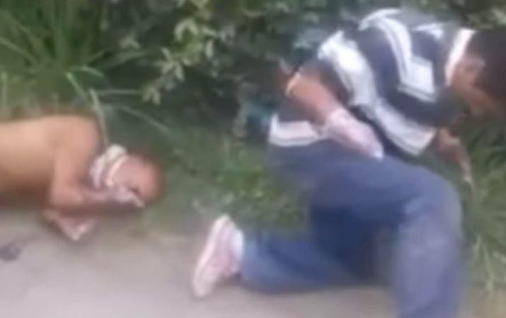 VIDEO CJNG libera a jóvenes tras amputarles las manos