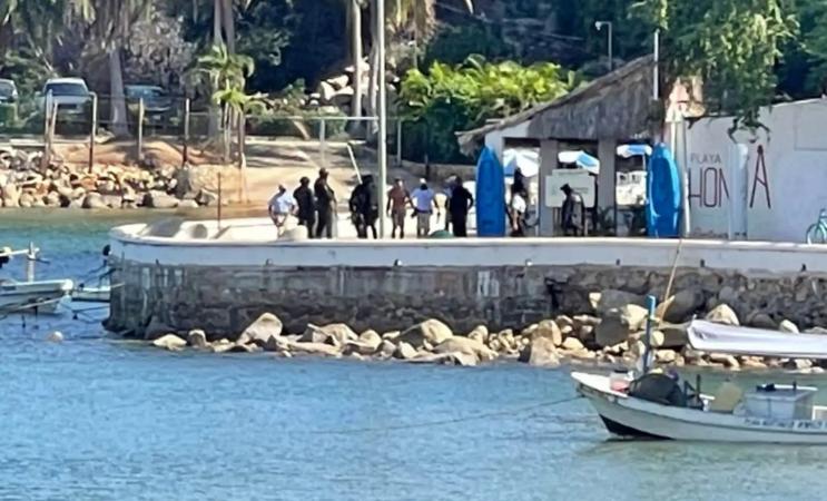 Balacera en playa de Acapulco deja cuatro muertos