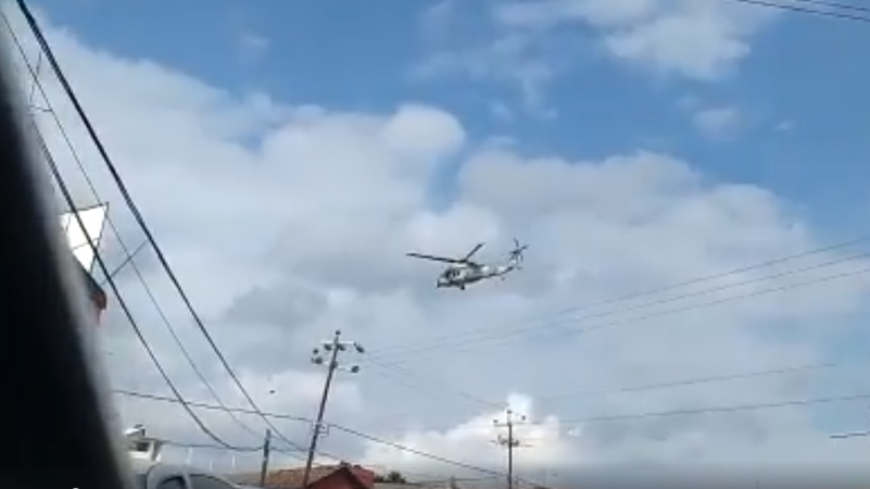 Sobrevuela la Marina Ahuazotepec como parte de la vigilancia image 1