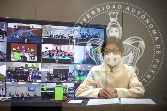 BUAP avala calendario escolar 2022; inicia actividad el 3 de enero