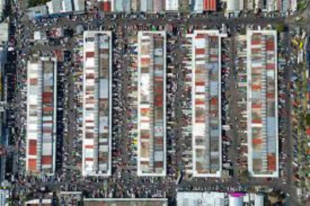 Demolición de 26 bodegas clausuradas en la Central de Abasto de Puebla dependerá de Pemex