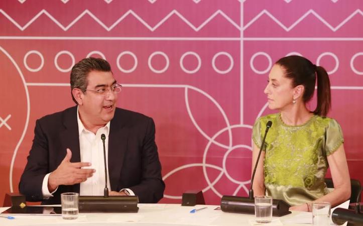 Se reúne Céspedes con Sheinbaum para hablar de movilidad