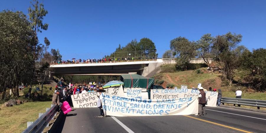 Cumple 36 horas cierre en la México-Tuxpan