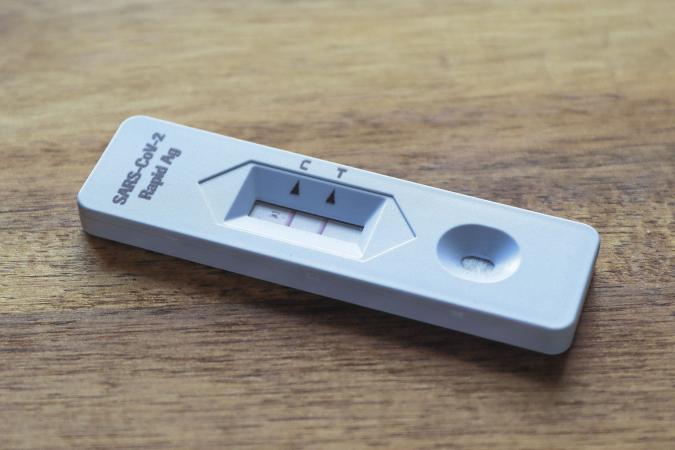 Hay 23 casos activos de COVID-19 en seis municipios: Salud image 1