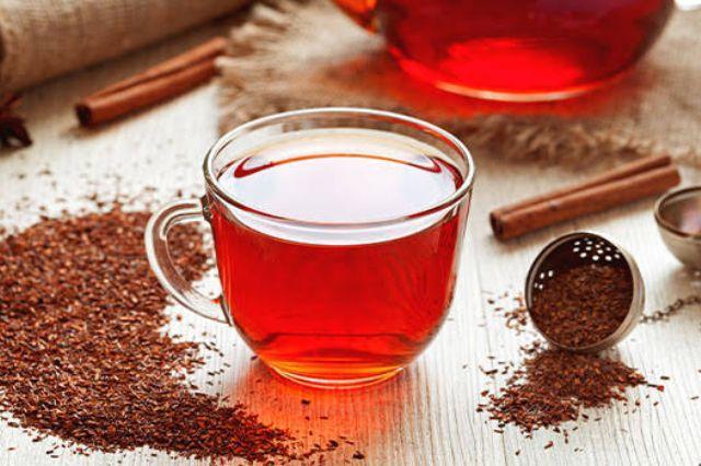 Rooibos: té sin cafeína que protege el hígado y regula el azúcar