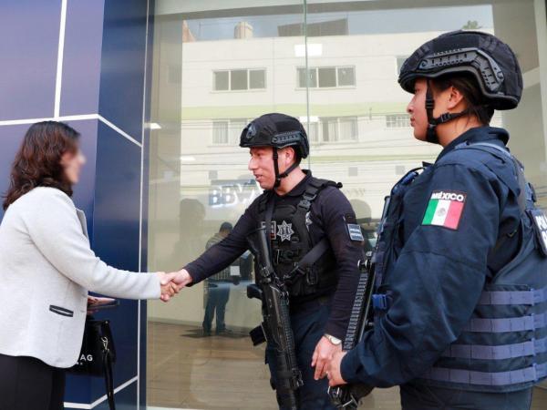 Policía Estatal ofrece acompañamiento bancario a cuentahabientes
