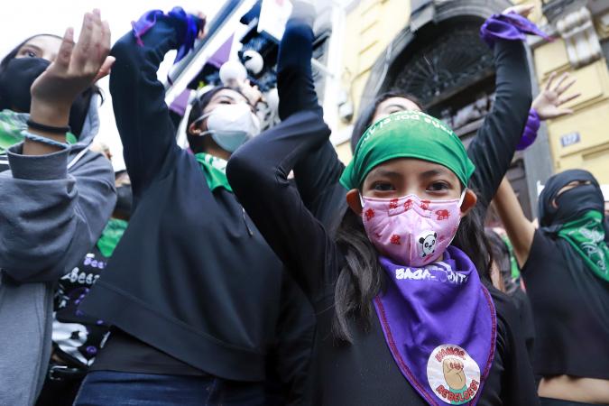 Exigen despenalizar el aborto en Puebla, Congreso no tiene para cuándo