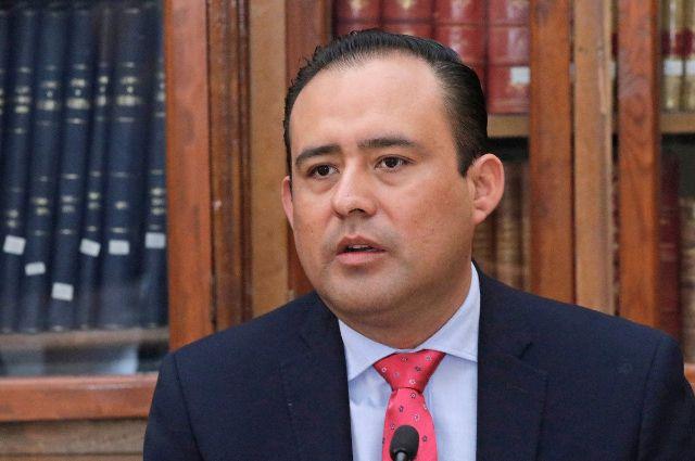 Pide Eduardo Castillo a diputados denunciar fraudes y suplantación de identidad