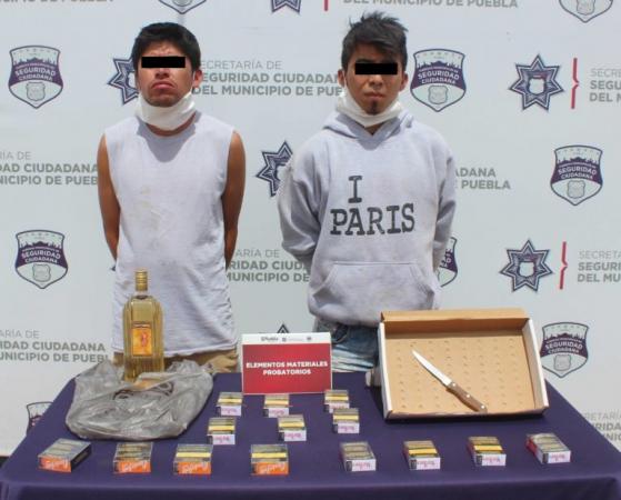 Detienen a cuatro asaltantes de tiendas Oxxo en Puebla