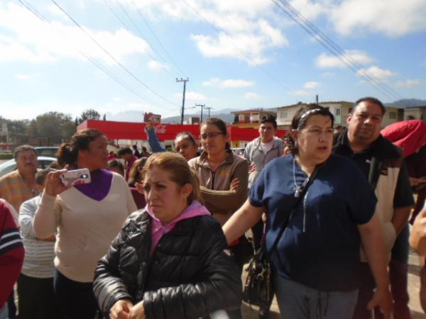 CBTIS cumple un mes sin clases por sismo en Huauchinango image 1