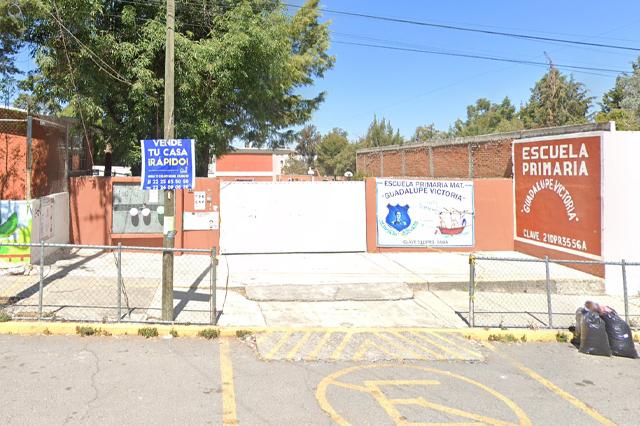 Roban computadoras de escuela primaria Guadalupe Victoria en Puebla
