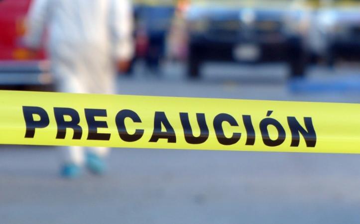 Balean a La Princesa, presunta narcomenudista, en su domicilio en Lázaro Cárdenas