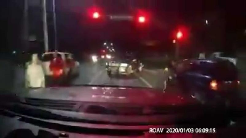 VIDEO Pareja escapa de falso retén instalado por el Cártel del Noreste