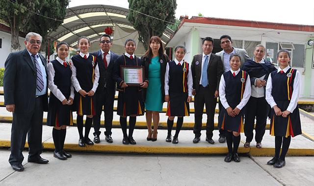 Realizan en escuela de Huejotzingo el Concurso Regional de Escoltas image 1