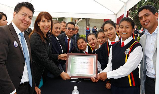 Realizan en escuela de Huejotzingo el Concurso Regional de Escoltas image 3