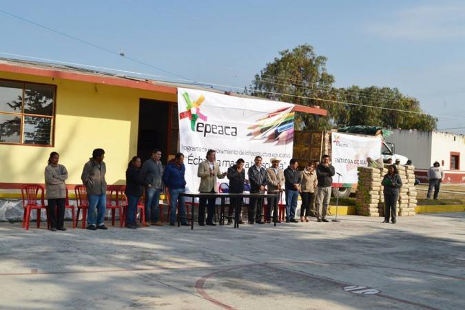 Edil entrega material para dignificar escuelas en Tepeaca image 3