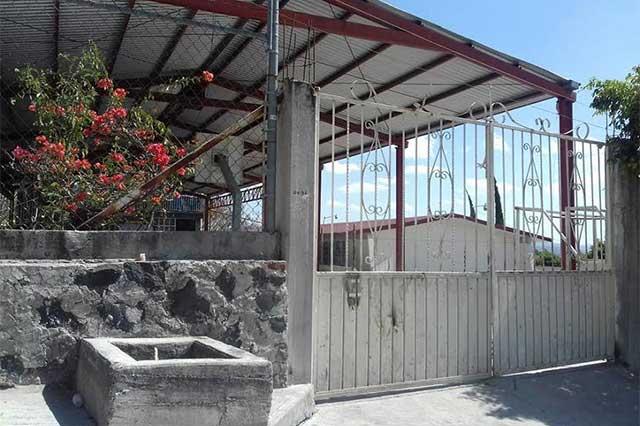 Acusan que niño llevó machete a primaria de Izúcar