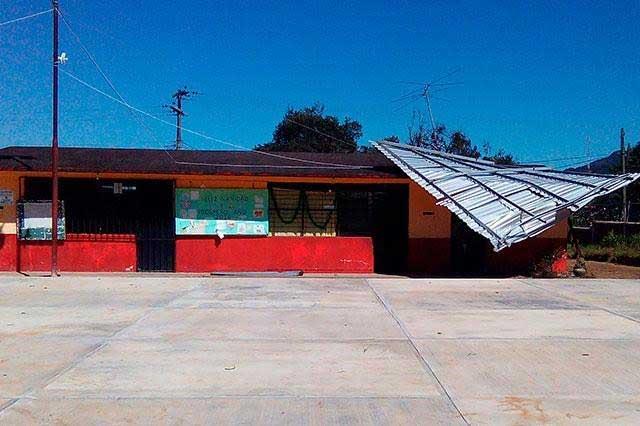 Priorizará Estado reparación de escuelas dañadas por vientos