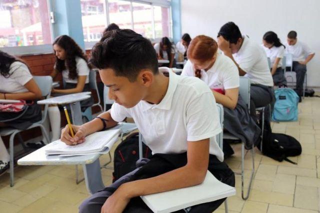 SMDIF ofrece preparatoria híbrida gratuita a jóvenes poblanos vulnerables