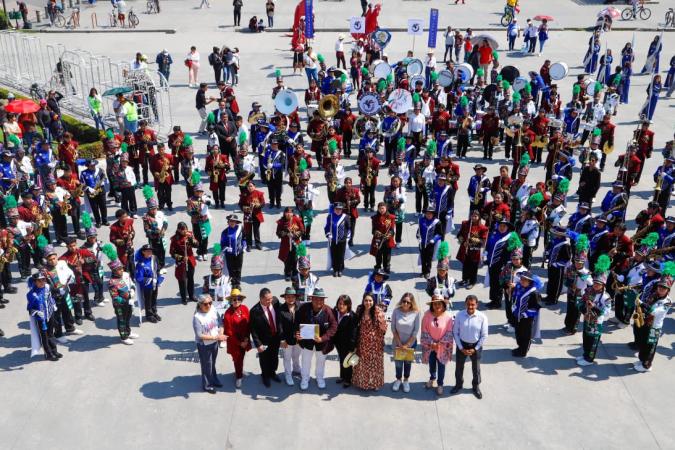 Encabeza Tonantzin Fernández festejos de cinco décadas de la secundaria Moisés Sáenz