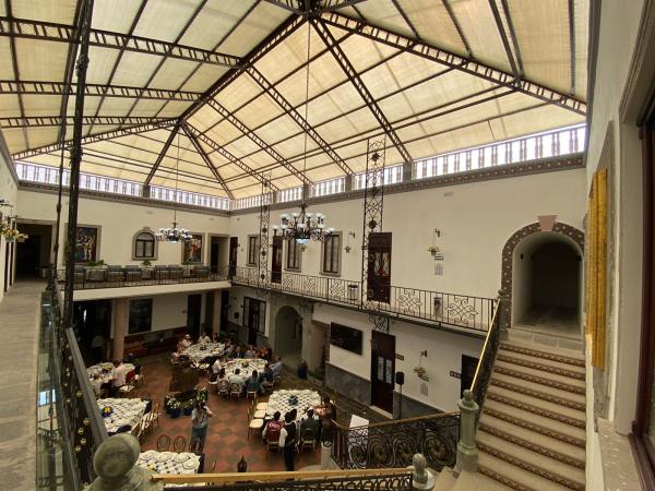 Antorcha Campesina inaugura el Hotel Margarita que data de 1940