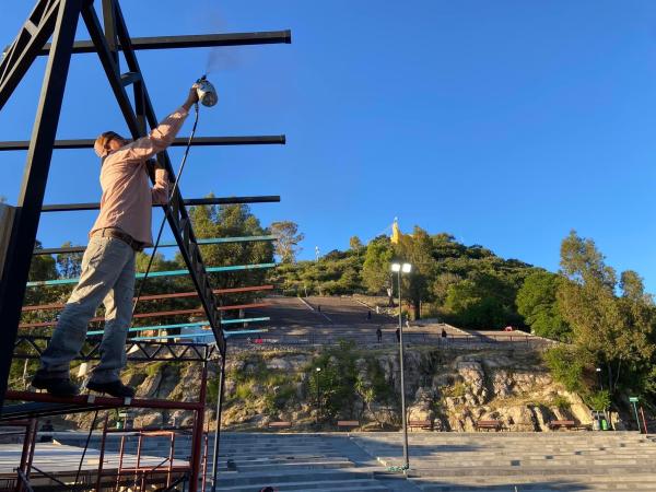 Aceleran trabajos para dejar a punto plazuela de la danza del Atlixcáyotl