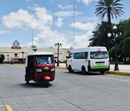 En Huaquechula y Tepeojuma operan casi medio centenar de Mototaxis