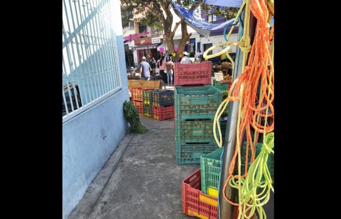 Vecinos de Atlixco se oponen a la instalación del tianguis regional