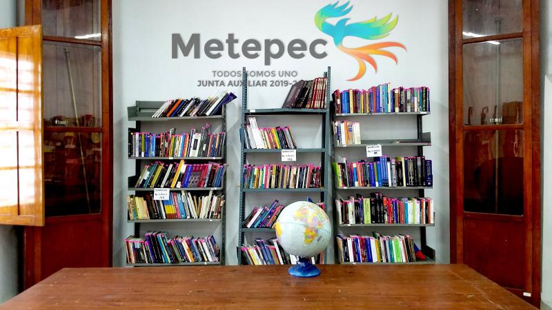 Abre biblioteca en Metepec luego de ser destruida por sismo