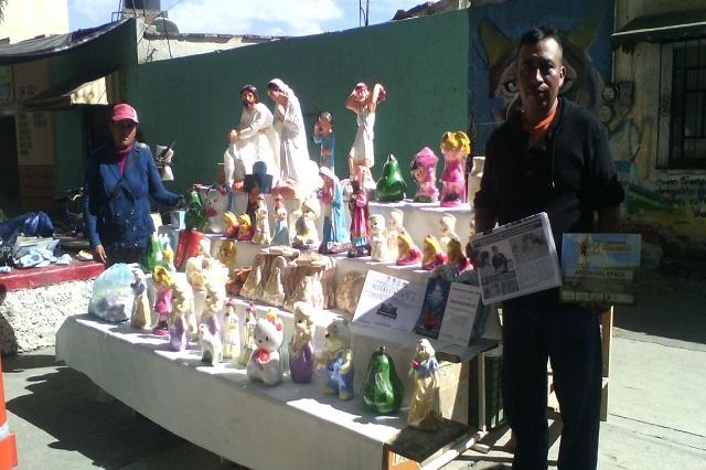 Artesanos acusan a regidora por no permitirles vender en Texmelucan